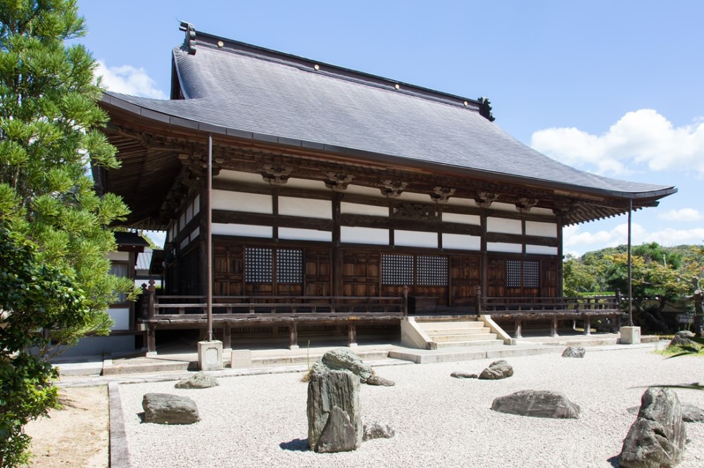 安国寺 足利義教公首塚