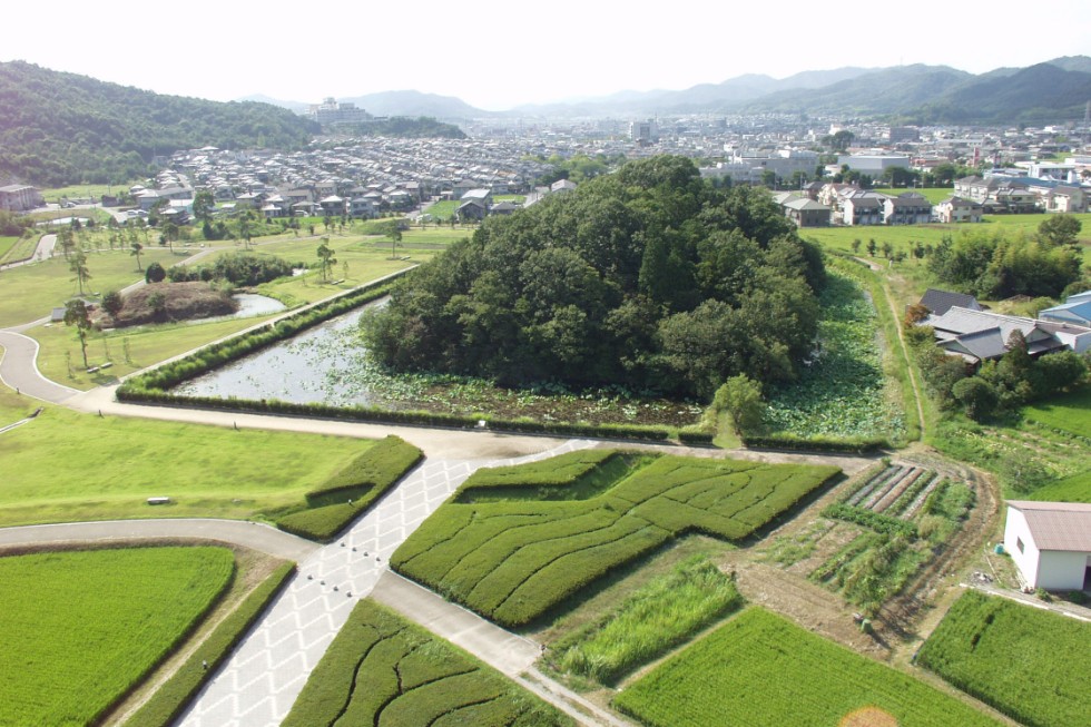 玉丘史跡公園